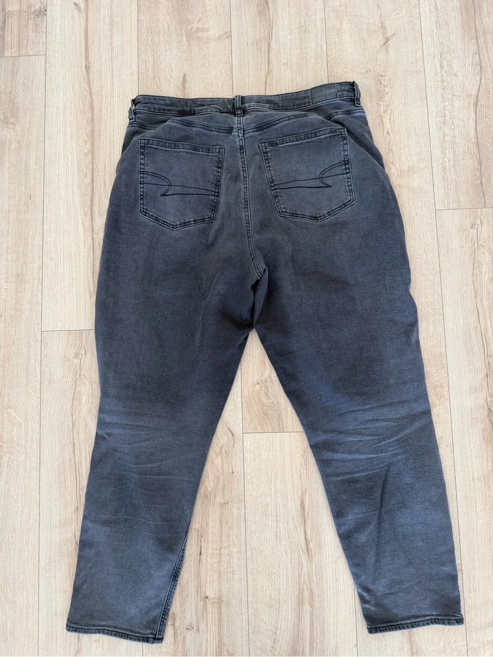 American Eagle Outfitters Charcoal High-Rise Skinny Jeans